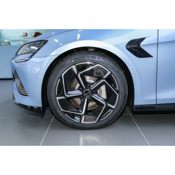 80% Quick Charge Rate BYD Seal Electric Midsize Sedan 2023 Model Single Motor 5-Seat