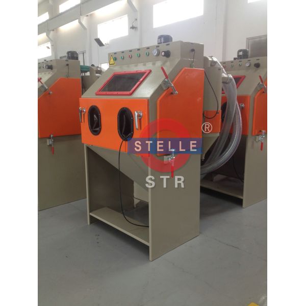 Buy Suction Sand Blast Cabinet Rust / Industrial Sandblaster Cabinet Paint Removal at wholesale prices