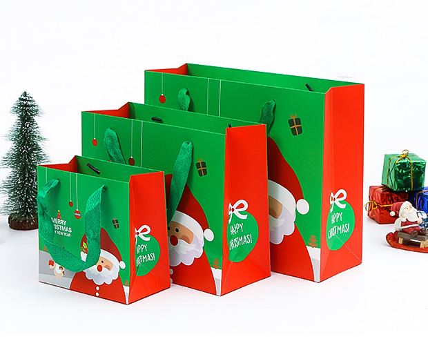Custom design printing Christmas foldable flat pack gift boxes with portable bags