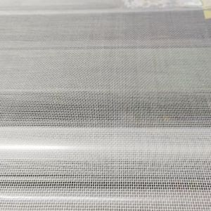 Alkaline resistant Retractable Fly Screen Mesh Plain Woven Fiberglass Mosquito