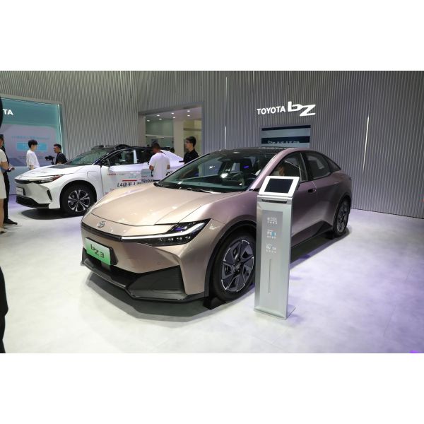 Buy Luxury Toyota BZ3 Electric Car 5 Seats Pure Electric 184 Horsepower at wholesale prices