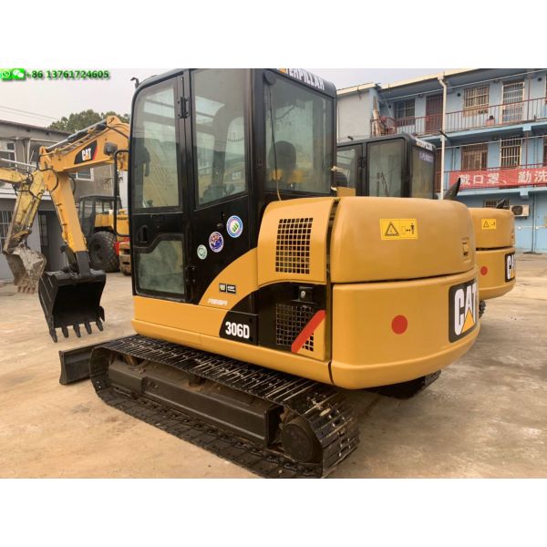 Buy Crawler Used Cat Excavators 400mm Shoe Size With 6 Ton Operation Capacity at wholesale prices