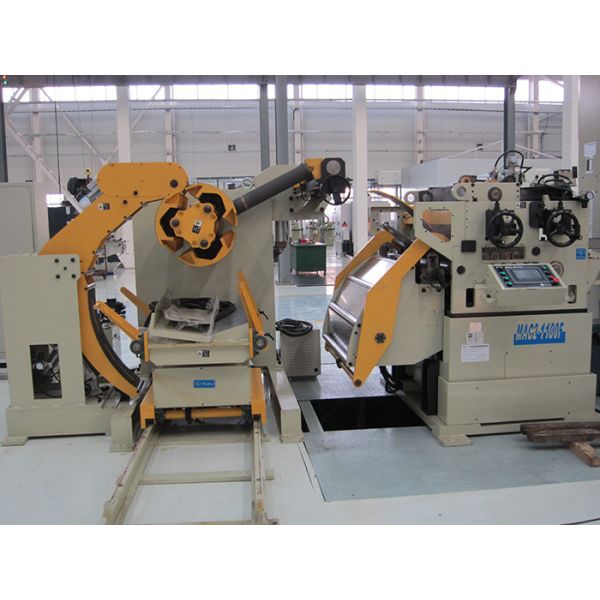 NC Automatic Punching Machine Servo Roll Feeder 3 in 1 Decoiler Flatten Feeder