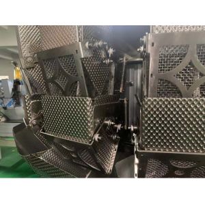 Sticky Fresh Chicken Multihead Weigher With Scraper Bucket Customized Linear