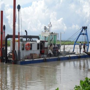 Cummins Diesel Engine 24 Inch Cutter Suction Dredger for Sand Extraction in