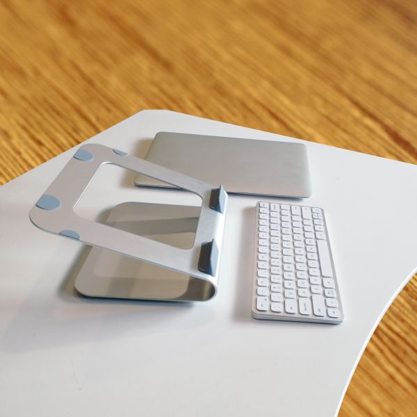 14 Inch 3.0mm Thickness Storeable 360 Degree Swivel Laptop Stand