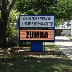 Outdoor P8 P10 Mobile Digital Monument Sign For Road Show