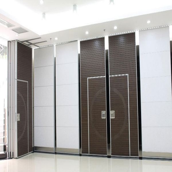 Hotel Wooden Operable Sliding Folding Partition / Acoustic Movable Partition Wall