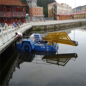 3CBM 2000m2/HR Trash Skimmer Machine Water Hyacinth Harvester Boat