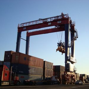 Quality Heavy Load Dock Gantry Harbour Crane 50 Ton RTG Wireless Remote Control for sale