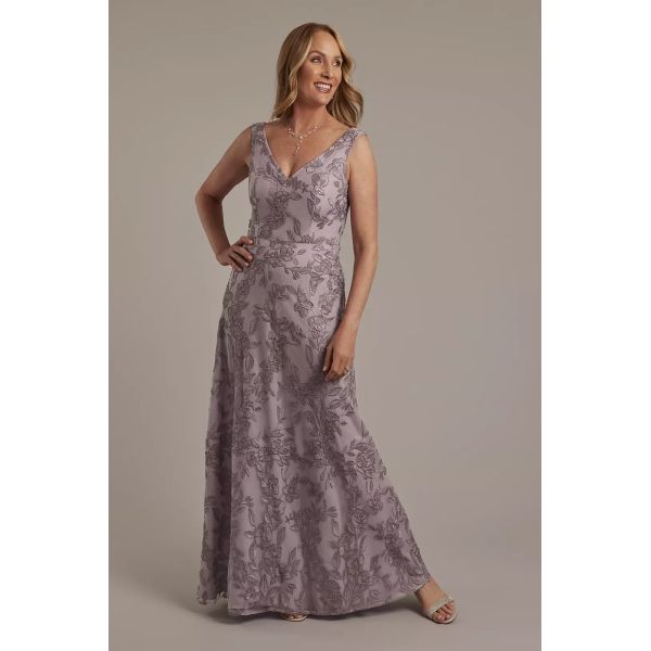 Classic A-line V-neck Two Straps Plus Size Zipper Lavender Haze Lace Mother Of The Bride Dress