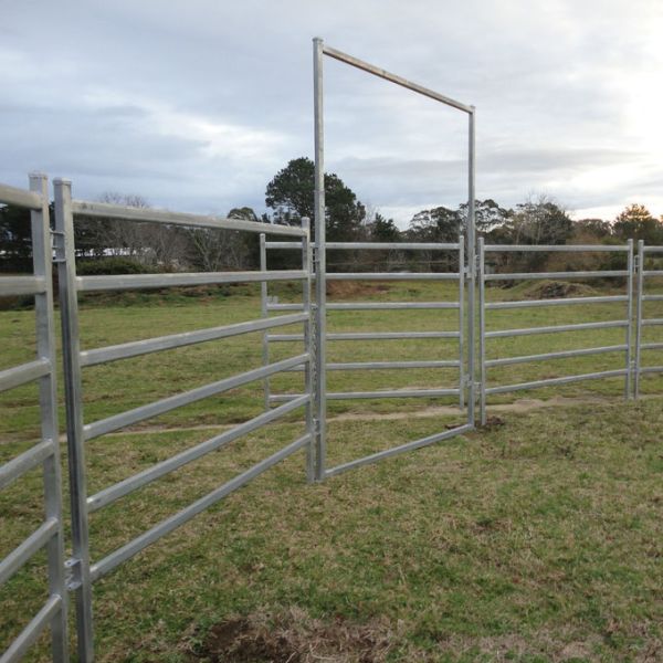 Portable Horse Pens For Sale 40x40 6 Oval Rails. Locking Pins. , Victoria , Cattle
