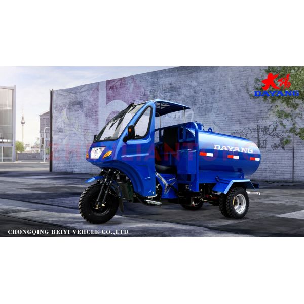 250cc Motorized Special Cabin Roof Delivery Water Tank 1000L Tricycles with Engine