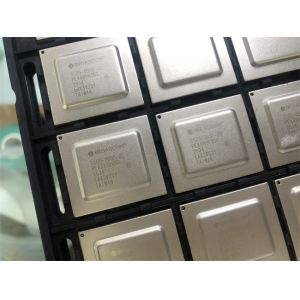 IC Chip Integrated Circuits MCU FPGA XC6SLX25-3CSG324I 324-LFBGA Microcontroller