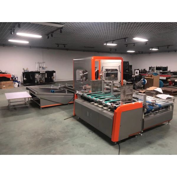 Buy 1300mm×1050mm Paper Box Folder Gluer Machine Automatic Feeding at wholesale prices
