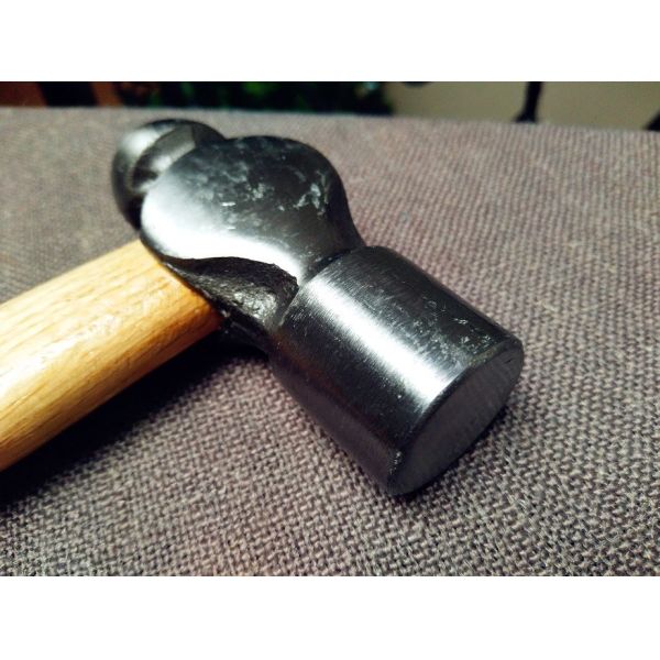 Carbon Steel Wood Handle Ball Pein hammer in Hand Tools (XL-0043)
