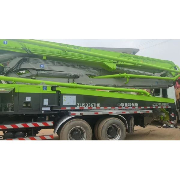 2013 Zoomlion 47m Concrete Pump on Mercedes Benz Renovated Condition Mounted Pump