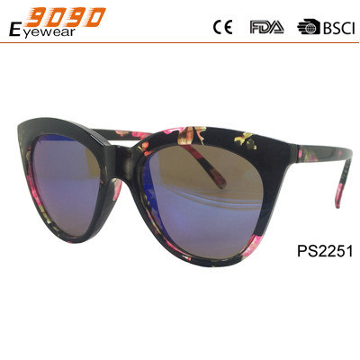 Buy New style sunglasses with 100% UV protection lens,suitable for men and women at wholesale prices