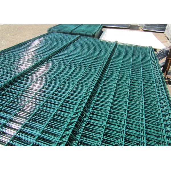 Powder Or Pvc Coated Galvanized Welded Wire Mesh Fence/Curved 3D Welded Wire