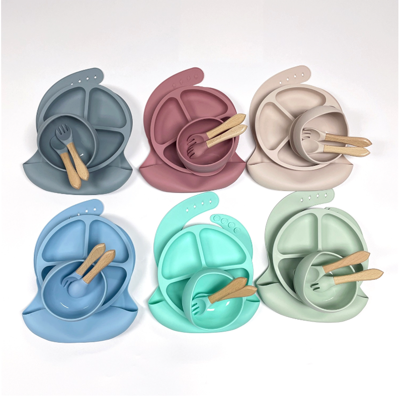 Silicone Baby Feeding Set Bpa Free Dinnerware Type with Bowl Bottle Spoon and Bib