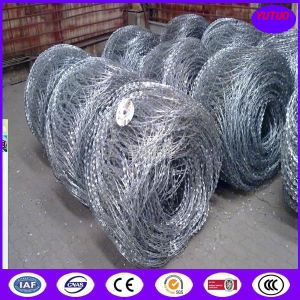 Quality 450mm, 600mm, 900mm Bto-10 Flat Razor Wire for sale