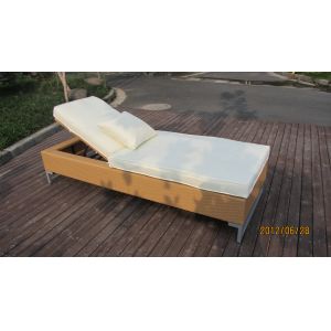 Foldable Rattan Sun Lounger , Outdoor Garden Cane Chaise Lounge Set