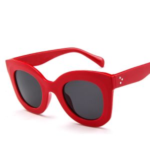 Butterfly Frame Sunglasses Fashionable Unisex Square Solaires