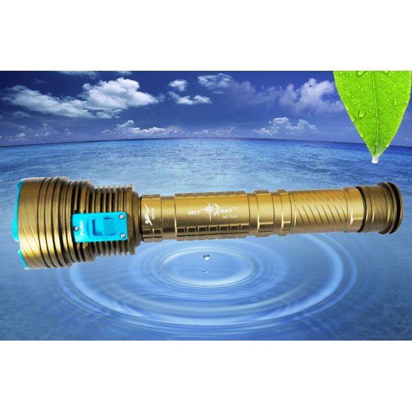 Rechargeable 8000Lm Led Dive Flashlight Scuba Diving Lights 700G Weight
