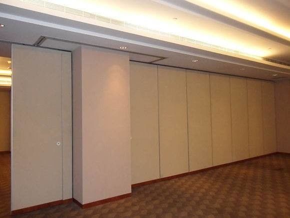 Hotel Moveable Acoustic Wooden Hanging Folding Partition Walls Interior Decoration
