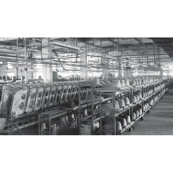 Round Free Standing Toilet Modern Quick Release Soft Close Seat