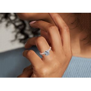 Claw Setting 9K Silver Ring With 3.6ct Round Cut Lab Diamond