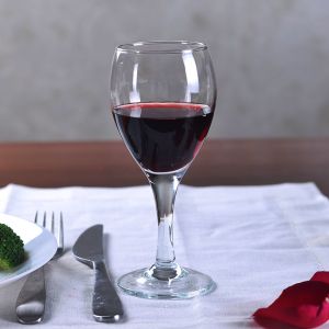 China Tulip Shape Short Stem Wine Goblets 250ml 8.5 Oz For White Wine / Bubble Wines on sale