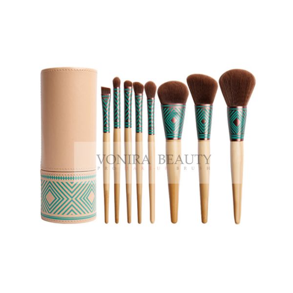 Buy Beautiful Gril Synthetic Makeup Brushes Eco Bamboo Handle And Brush Holder at wholesale prices