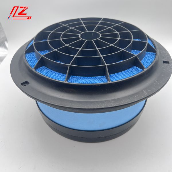 EuroCargo I-III Backhoe Loader Diesel Oil Filter P607965 for Auto Truck Mining Machine