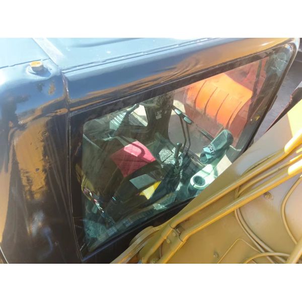 Second Hand Excavator CAT 320D2 112 kW Japan Origin in Excellent Condition for Sale