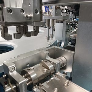 Disinfection Cap Automatic Bottle Capping Machine Stainless Steel Material OEM