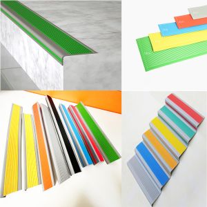Red Flexible PVC Edging Stair Nosing with Weather-Resistant Coating