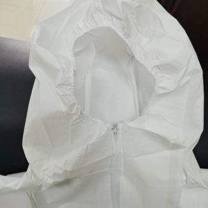 China Non Woven Disposable Waterproof Head Cover White Hospital Shoulder Cover on sale