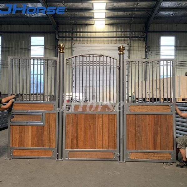 Steel Frame Bamboo Horse Stall Gates , Custom Prefab Horse Stables