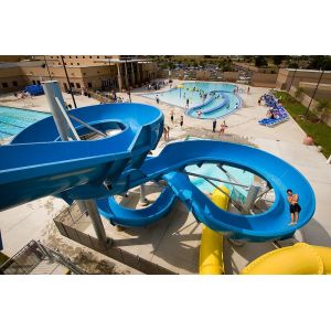 Fiberglass Spiral Water Park Slide with Pool End Suitable for Kids and Adults