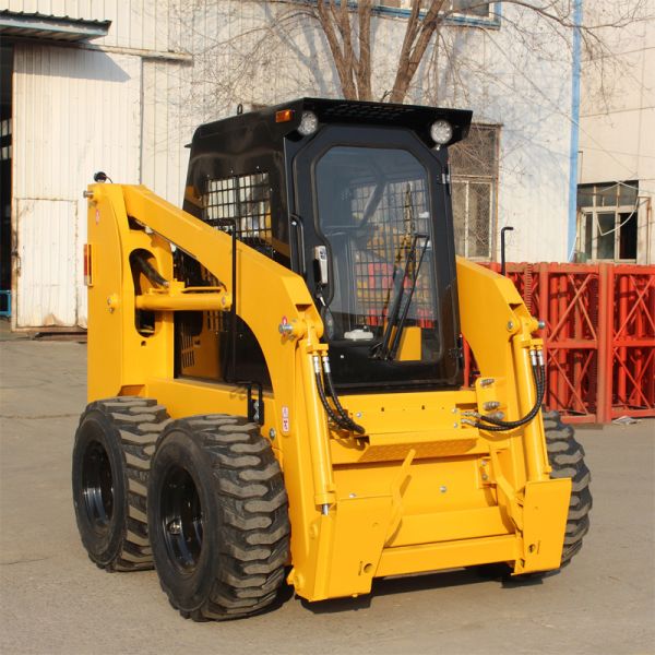 Buy 1700kg Diesel Powered Wheeled Mini Loader Machine Small Skidsteers at wholesale prices