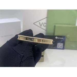 Van Cleef & Arpels PerléE Signature Bracelet Medium Model 18K yellow gold