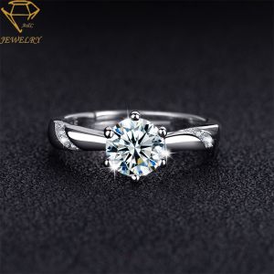 Pave Setting Silver Diamond Wedding Ring Engraving For Women