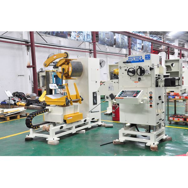 Press Machine Automatic Steel Coil Line NC Straightener Feeder