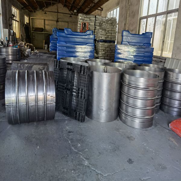 Buy 2bar Plastic Water Tank Mould with 2mm Thickness at wholesale prices