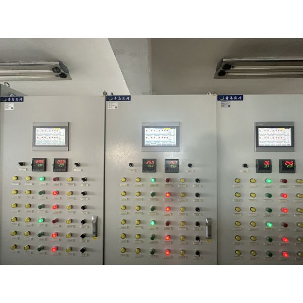 Professional Manufacture Water Plant Control Panel with Overload Protection and PLC
