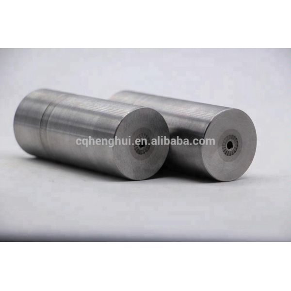 Multi-station cold heading machine nut forming die