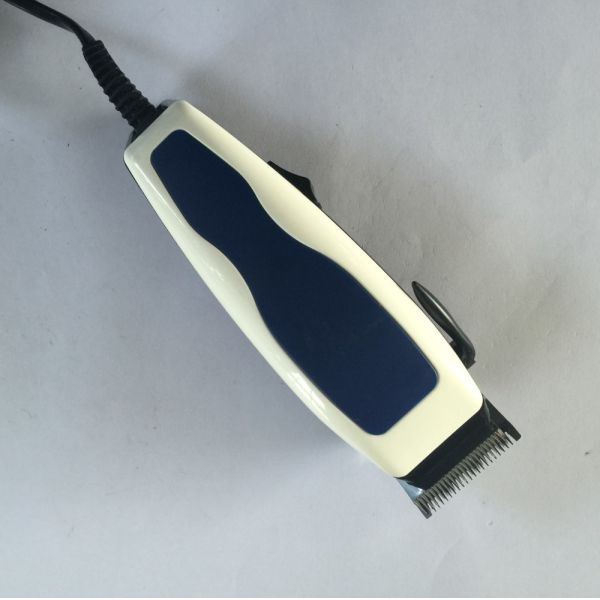 Buy Stainless Steel Blade Men Hair Cutting Machine Small Clippers 50HZ / 60HZ at wholesale prices