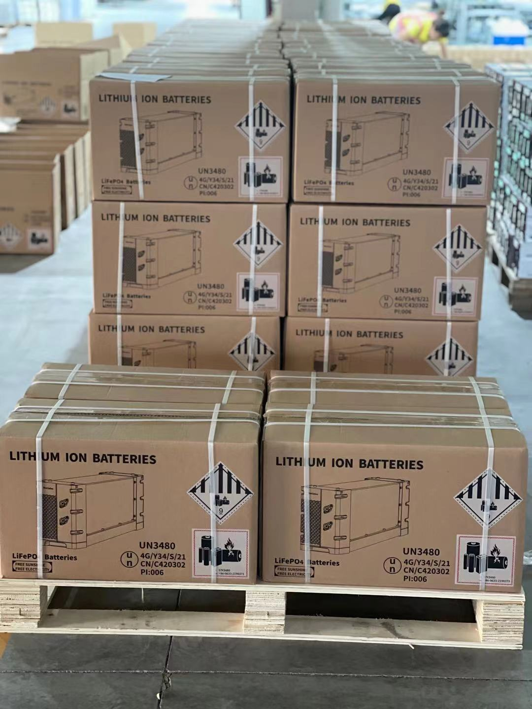 15kw Off Grid PV System 8kw 10kw Monocrystalline Solar System With Batteries