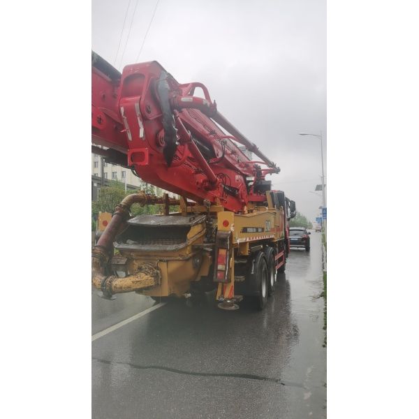 2021 Concrete Boom Pump 43m Heavy Equipment Used Concrete Pump Truck
